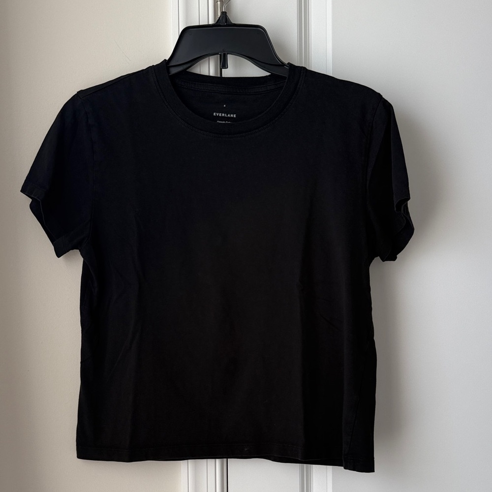 NWOT Everlane Black Tee 🖤